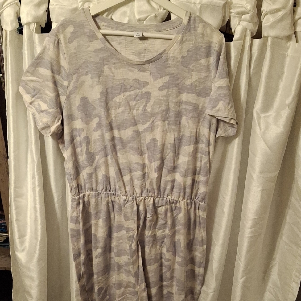Casual Short-Sleeve Camo Midi Dress - Neutral Tones